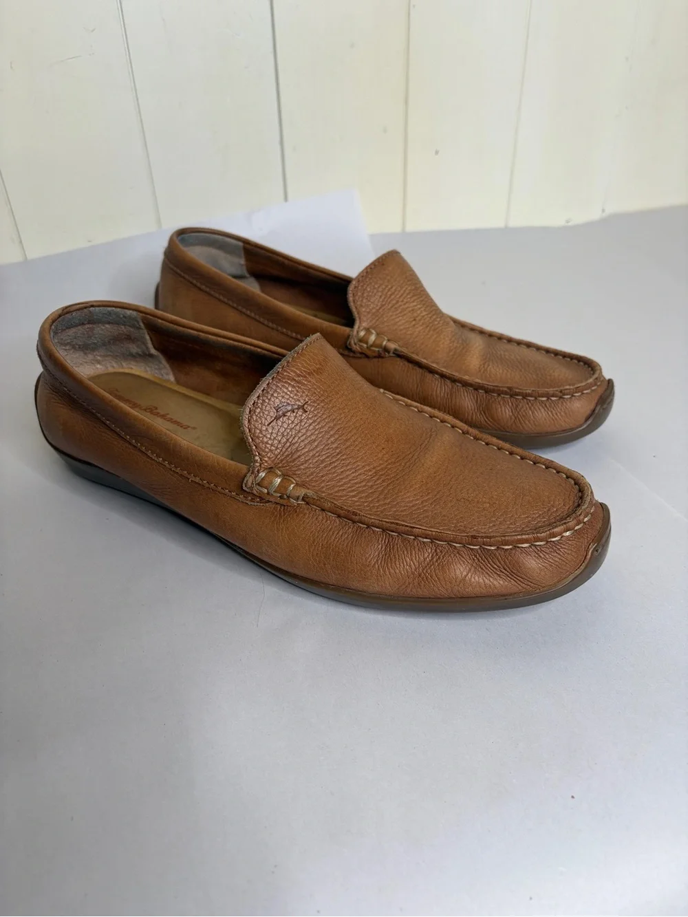 Tommy Bahama Orion Venetian Shoes  Brown Leather Slip On Loafers - Size 10